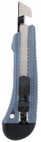 Noz-lamany-wzmacniany-Tapeciak-Motive-18mm-solidny-i-precyzyjny.jpg