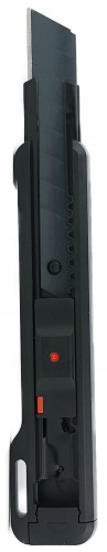 NOZ-LAMANY-TAPETOWY-BLACK-18mm-MOTIVE-ostry-tapeciak-nie-Solid-Marka-Motive.jpg